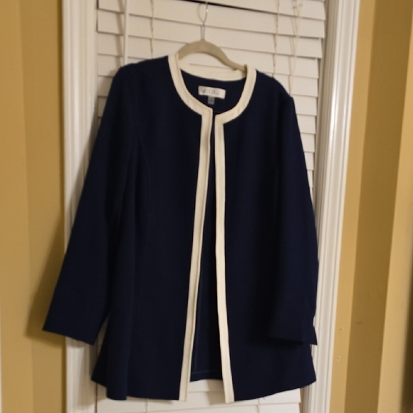 Kasper Blue and White Formal Blazer - Picture 1 of 10
